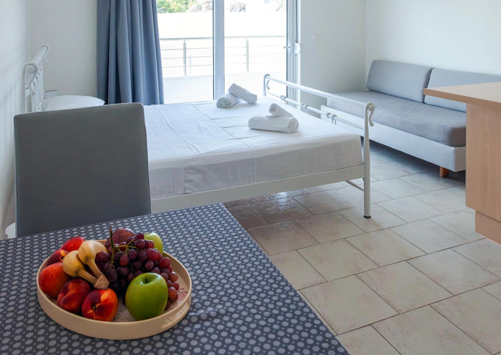 Economisa Apartments Jaliszósz Kültér fotó