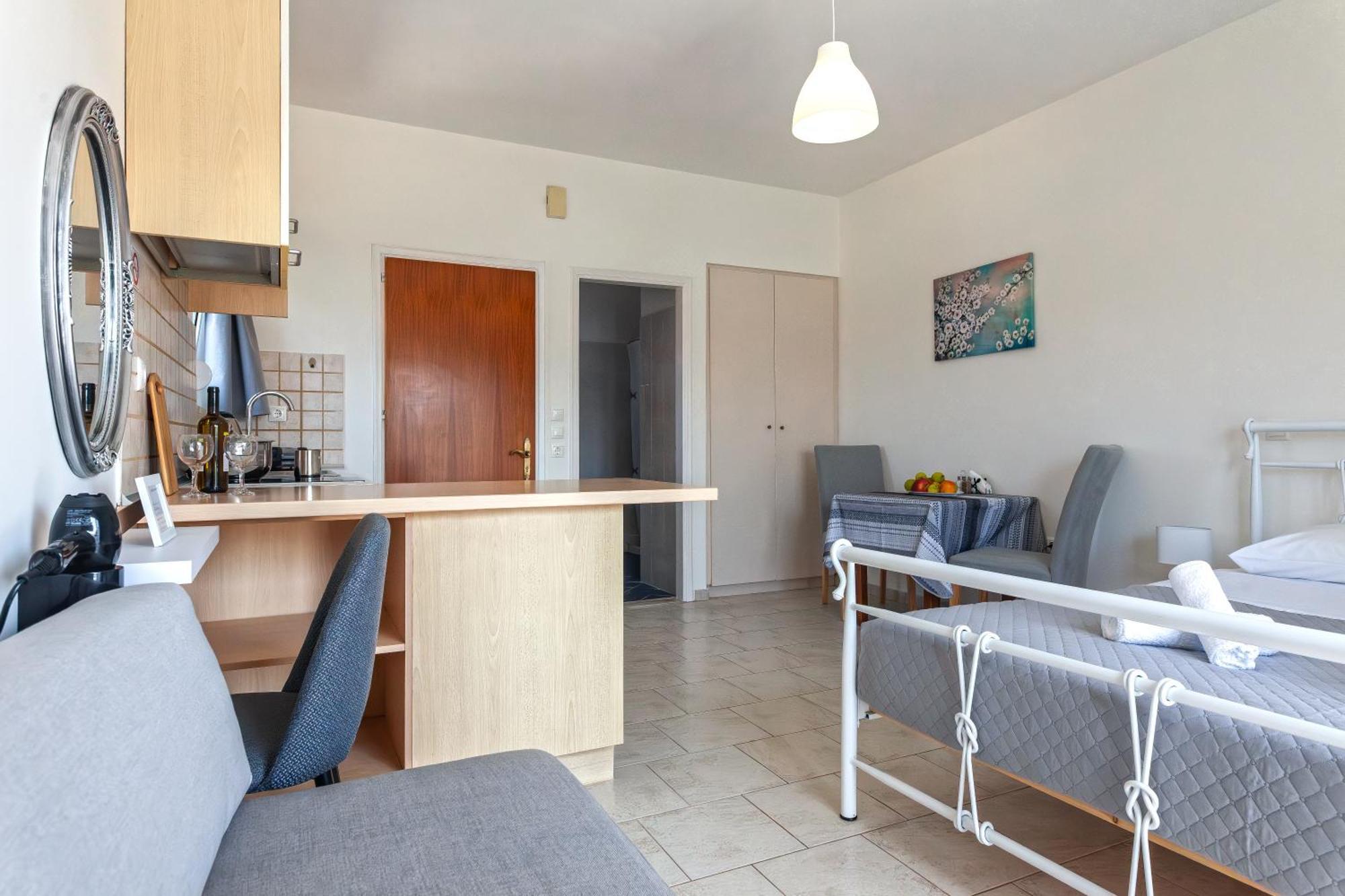 Economisa Apartments Jaliszósz Kültér fotó